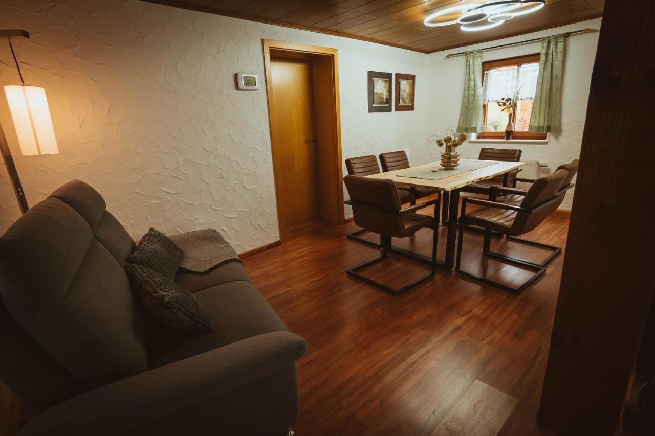 Ferienparadies Am Kammerberg - Ein Ganzes Haus Fuer Sie Alleine!!! Weissenhorn Ngoại thất bức ảnh