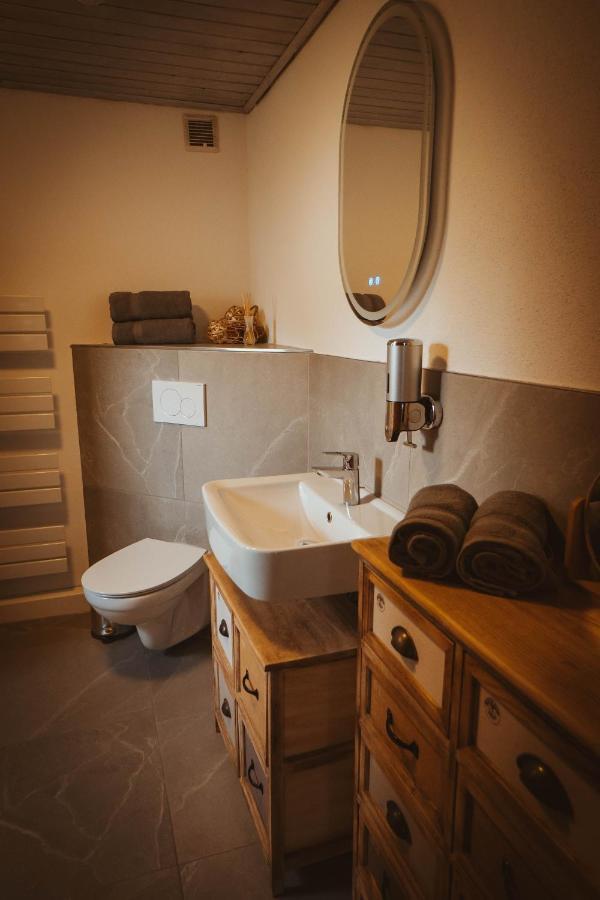 Ferienparadies Am Kammerberg - Ein Ganzes Haus Fuer Sie Alleine!!! Weissenhorn Ngoại thất bức ảnh